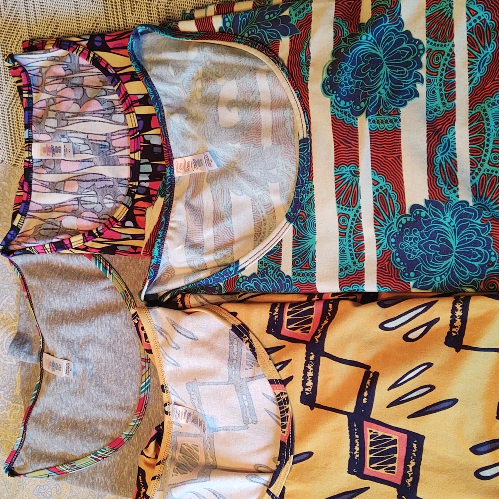 LuLaRoe Short Sleeve Tops - Multicolor Patterns